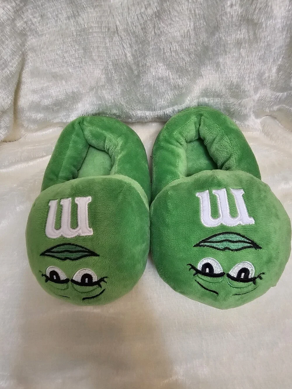 M&M's Youth Slippers Green Plush Girls Kids S/M Candy Novelty Shoe